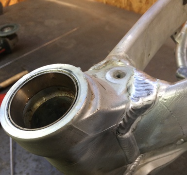 reparatie aluminium aan motokader
