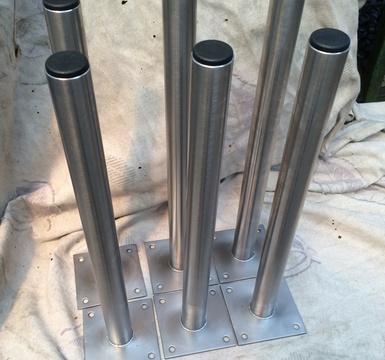inox tafelpoten gemaakt door Valcke Olivier