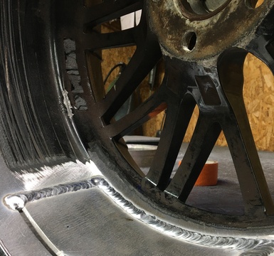 herstellen van aluminium autovelg door Laswerken Valcke Olivier