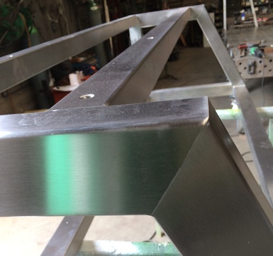 mobiele inox tafel onderstel door valcke olivier