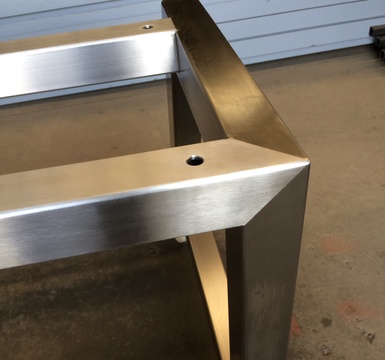 mobiele inox tafel onderstel door valcke olivier