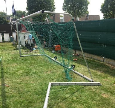 lassen van aluminium voetbal goals door valcke olivier