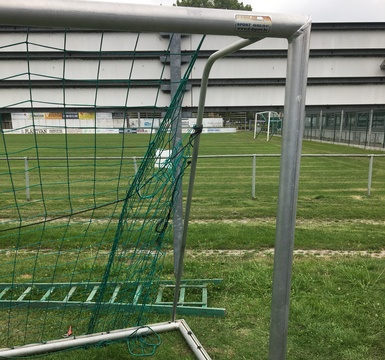 lassen van aluminium voetbal goals door valcke olivier