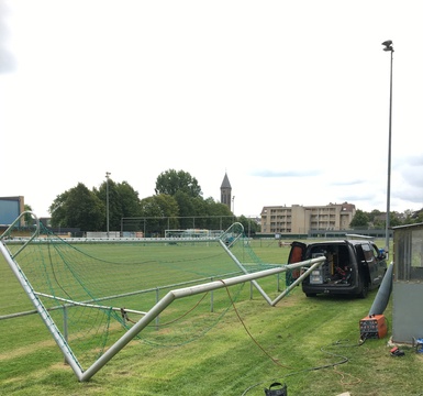 lassen van aluminium voetbal goals door valcke olivier