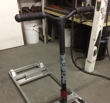 flying horse step in aluminium gemaakt door valcke olivier