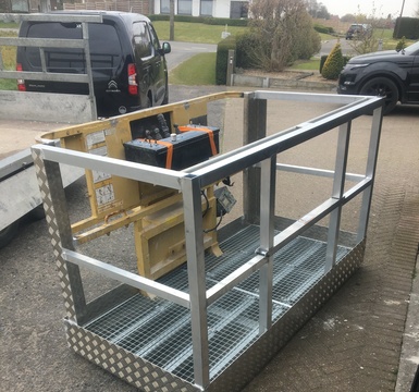 aluminium veiligheidsmand voor hoogtewerker gemaakt door valcke olivier