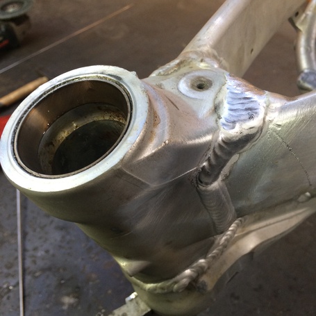aluminium moto frame lassen door Olivier Valcke